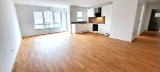 Erstbezug:schöne 3-Zimmer-Wohnung mit Aufzug, EBK, Balkon und TG